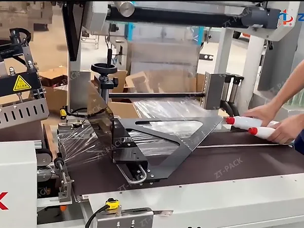 Shrink Wrapping Machine